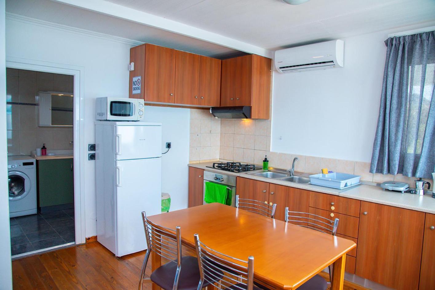 Riva Del Mare Apartment Архангелос Екстериор снимка