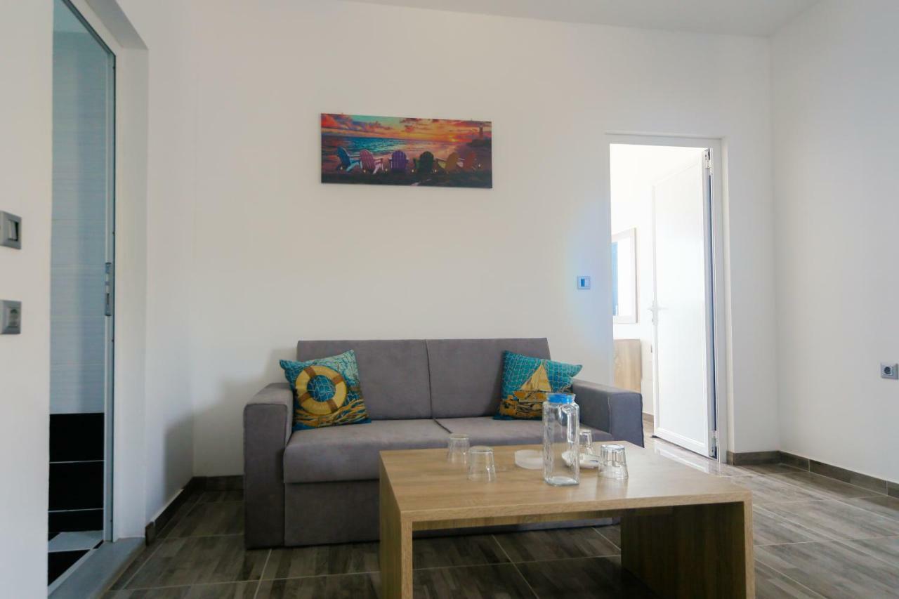 Riva Del Mare Apartment Архангелос Екстериор снимка